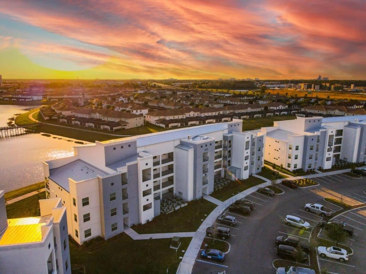 Gorgeous 2Br Lakeview Condo With Waterpark Kissimmee Luaran gambar