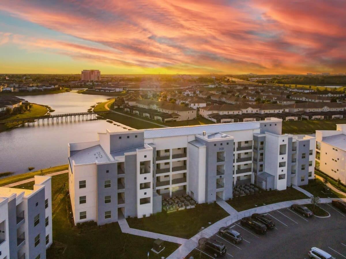 Gorgeous 2Br Lakeview Condo With Waterpark Kissimmee Luaran gambar