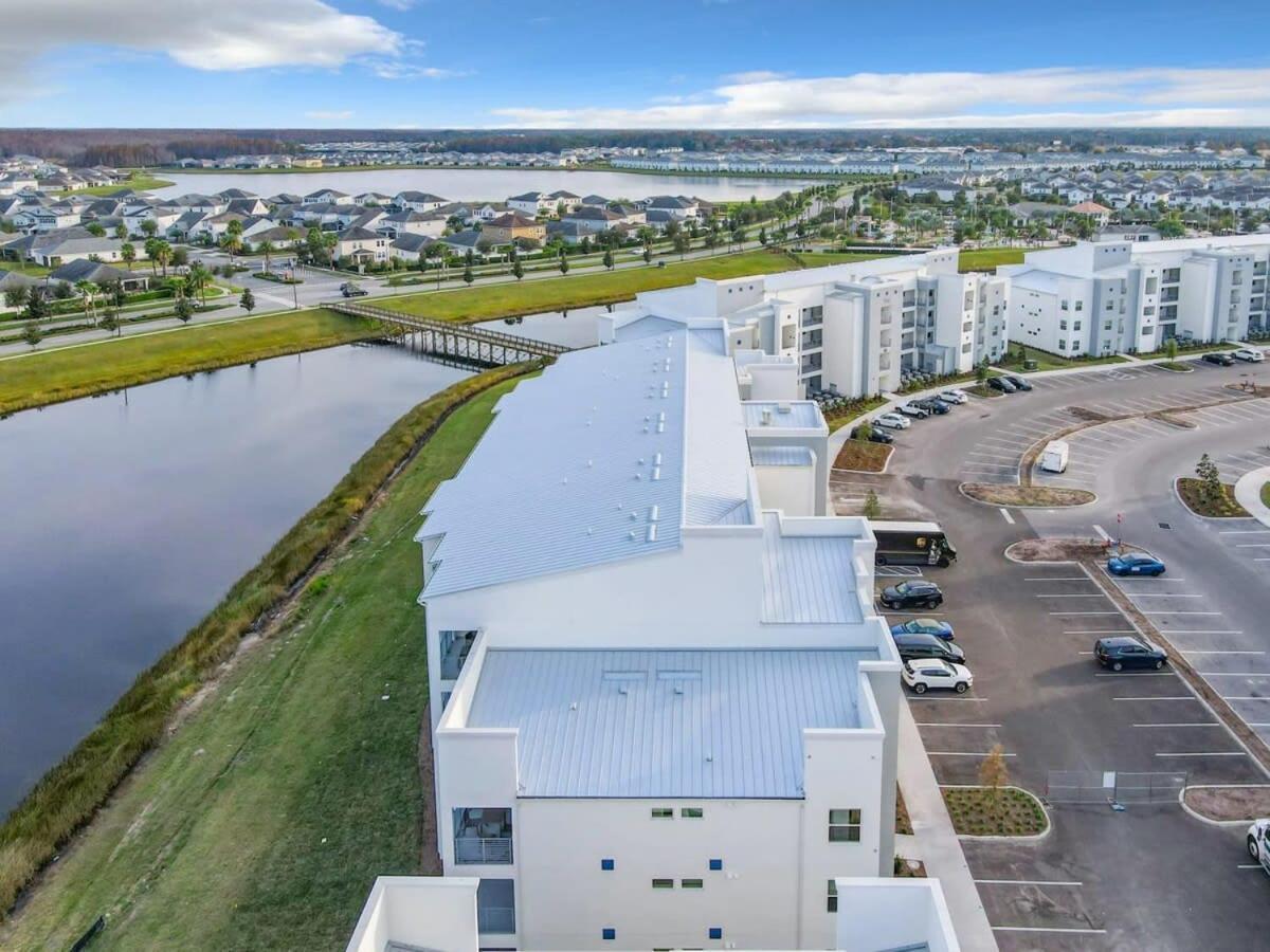 Gorgeous 2Br Lakeview Condo With Waterpark Kissimmee Luaran gambar
